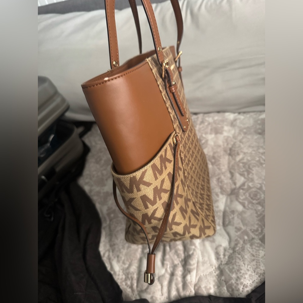Michael Kors Brown Tote Bag - Picture 2 of 4